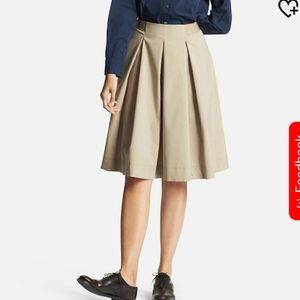 Beige Uniqlo knee length skirt
